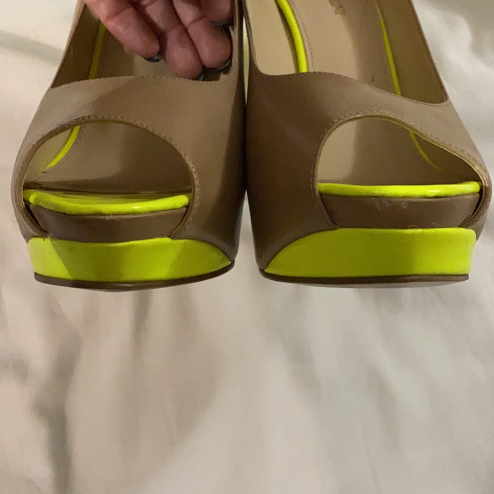 Enzo Angiolini Tigma peep toe platform heel size 9.5 - Picture 3 of 11